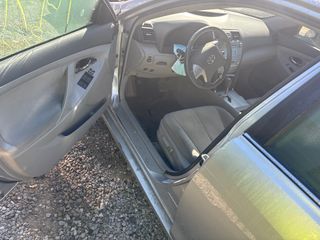 2007 Toyota Camry Hybrid - Driver's Front Door Image
